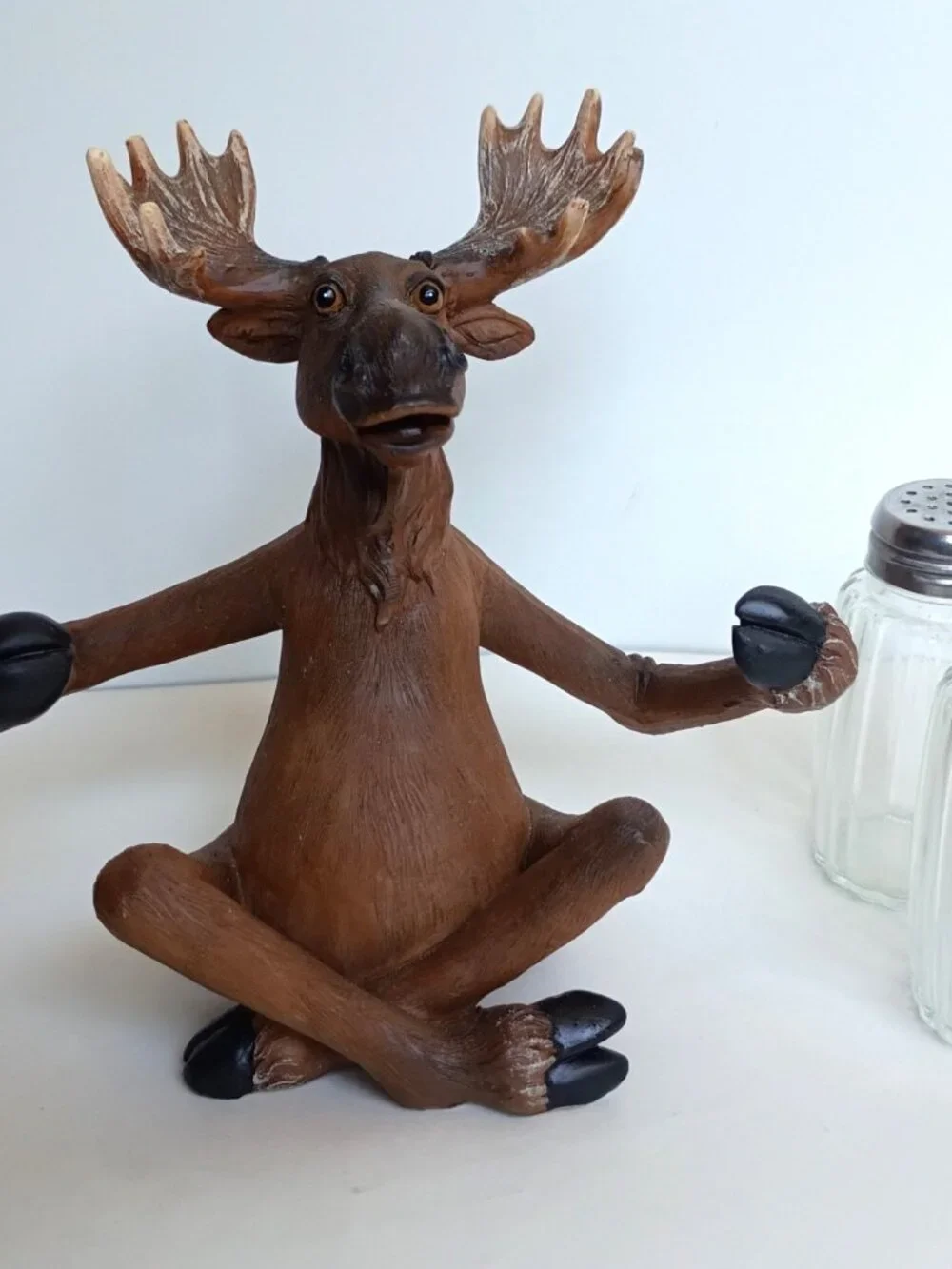 Rivers Edge Moose Salt & Pepper Holder Set Hand Painted Polyresin Decor 2010 Box